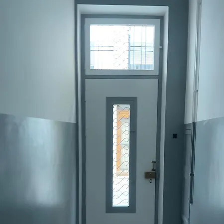 Apartment La Divina Figueres (Girona)